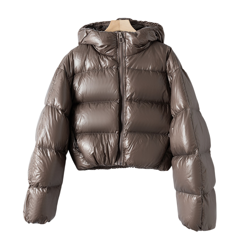 Glänzende Pufferjacke mit Kapuze